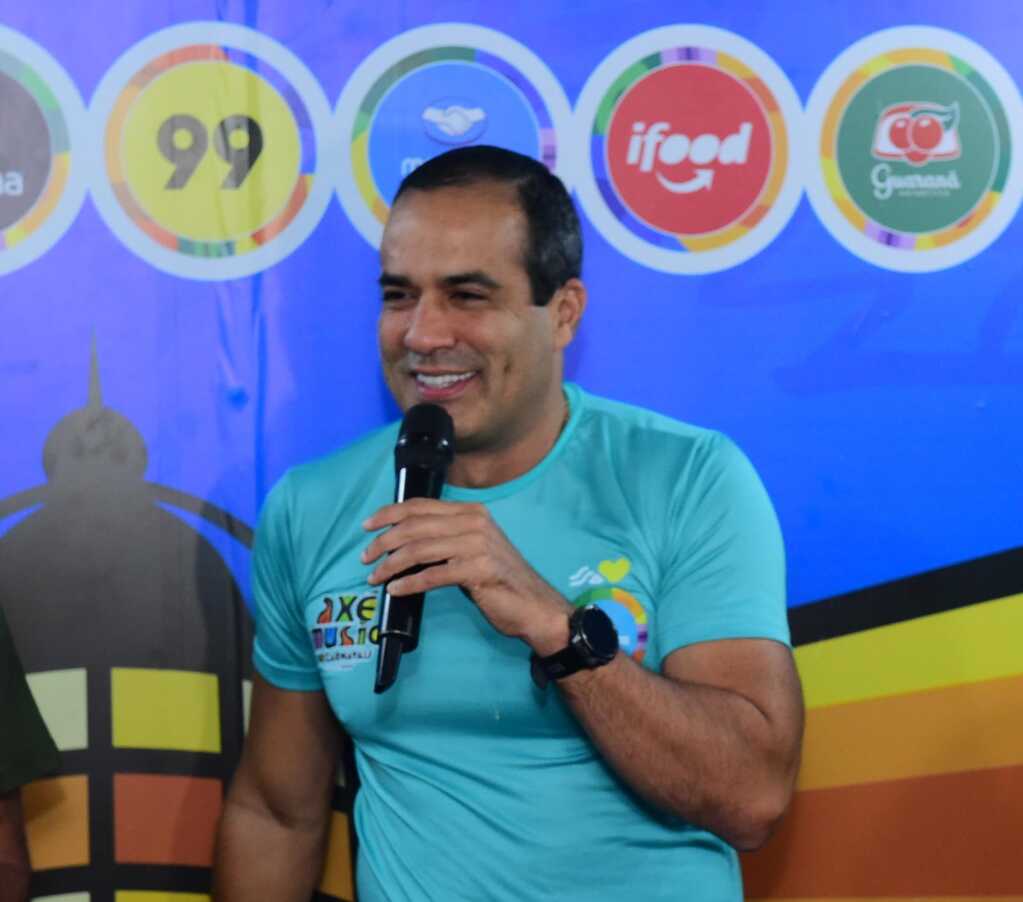 Expectativa de público até o final do Carnaval de Salvador é de 12 milhões de foliões, afirma Prefeito
