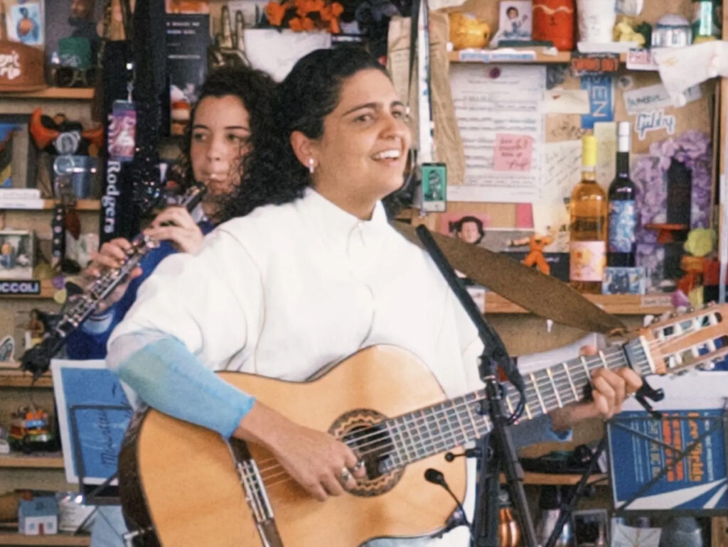 Tiny Desk impulsiona números de artistas em 12%, aponta Luminate