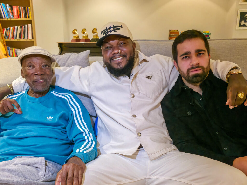 Djonga assina contrato de gestão de carreira com a Nascimento Música