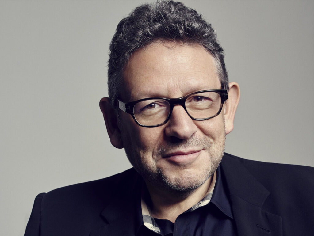 Sir Lucian Grainge, CEO da UMG, detalha política da empresa sobre IA e esclarece posição em memorando interno