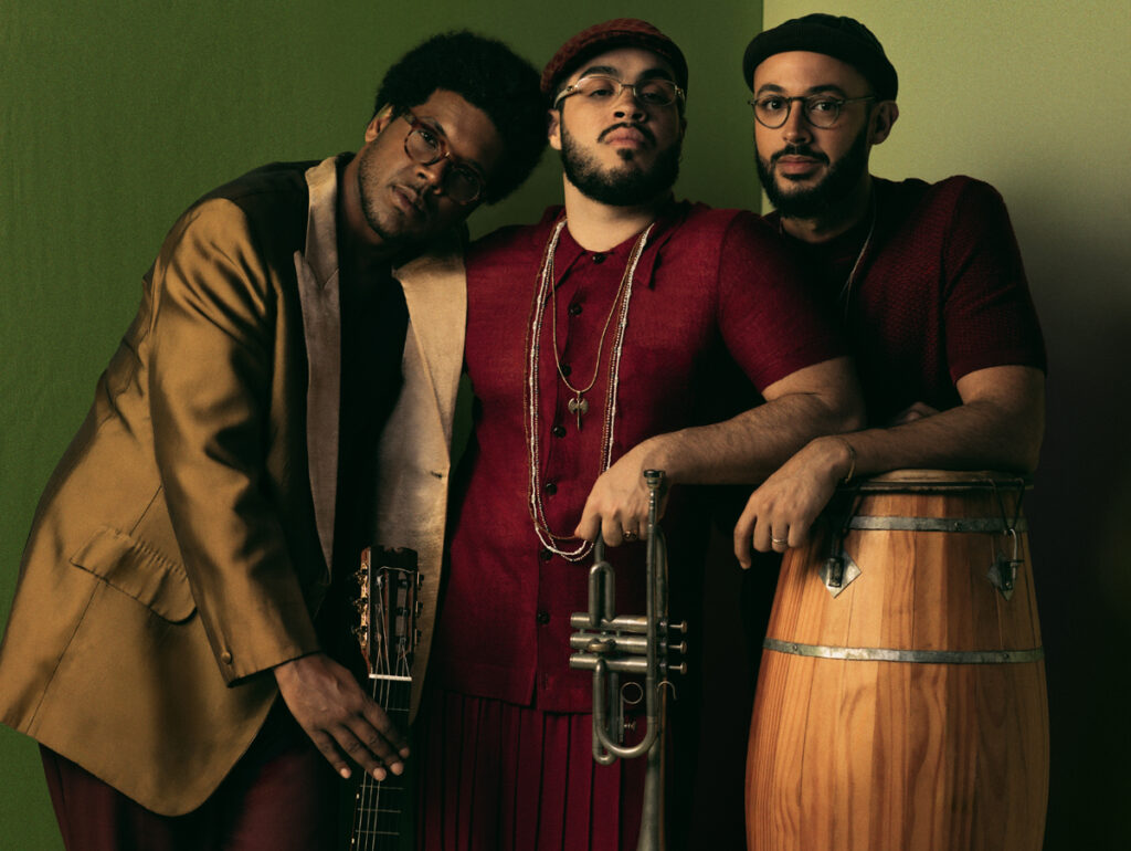 Gilsons revelam bastidores do segundo álbum “Eu Vejo Luz Em Maior Proporção Do Que Eu Vejo A Escuridão”