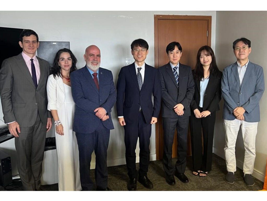 Brasil e Coreia do Sul colaboram em direitos autorais e inteligência artificial após reunião no MinC