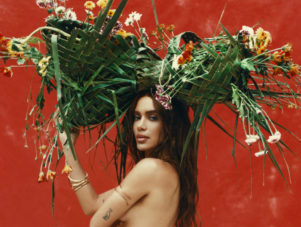 Anitta chega a 182 países com “EQUILIBRIVM” e atrai quase 10 milhões de novos ouvintes