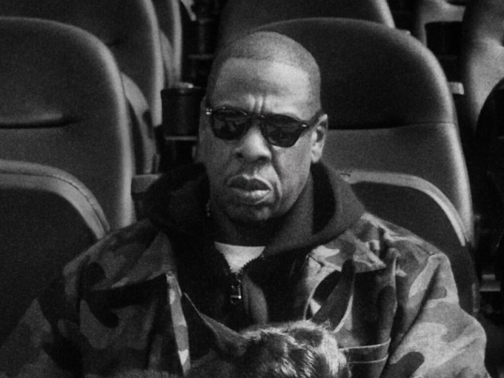 Jay-Z será a atração principal do Halftime Show do Super Bowl em 2027; gravadora dele faz a curadoria do megaevento